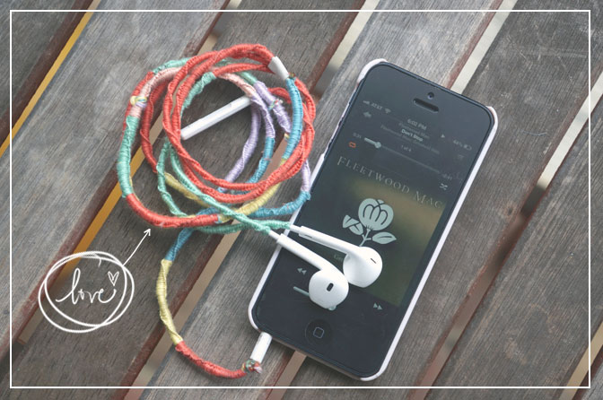 Cheap and Easy Knotted USB Cover from In Our Pond  #DIY  #craft  #tech  #travel  #teen  #gift  #roadtrip  #usb